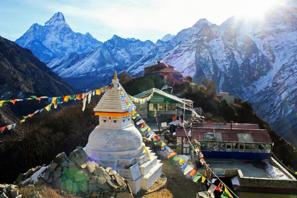 Monasterio de Tengboche con el Everest al fondo, Nepal